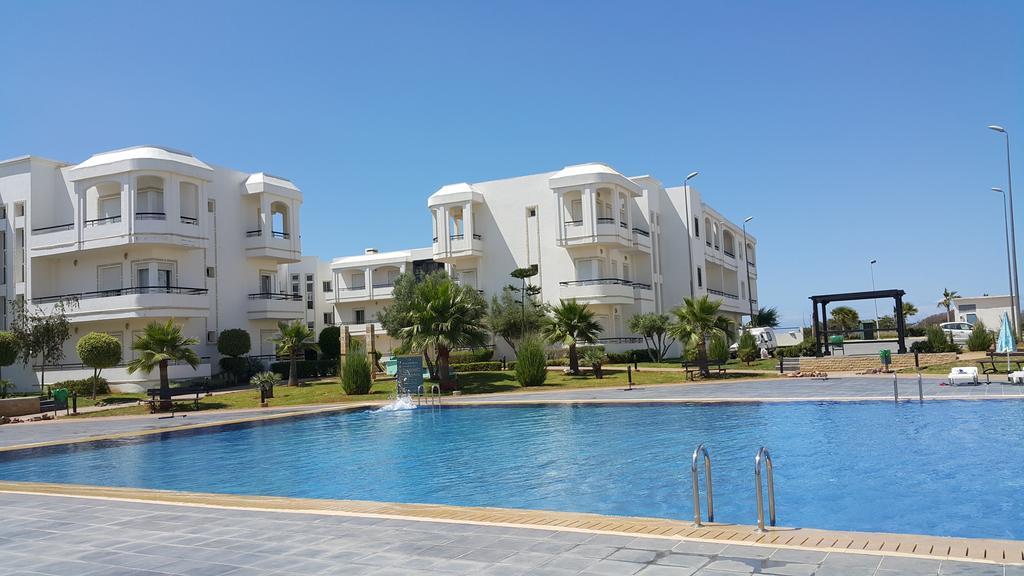 Bahia Golf Beach Hotel Бузника Екстериор снимка